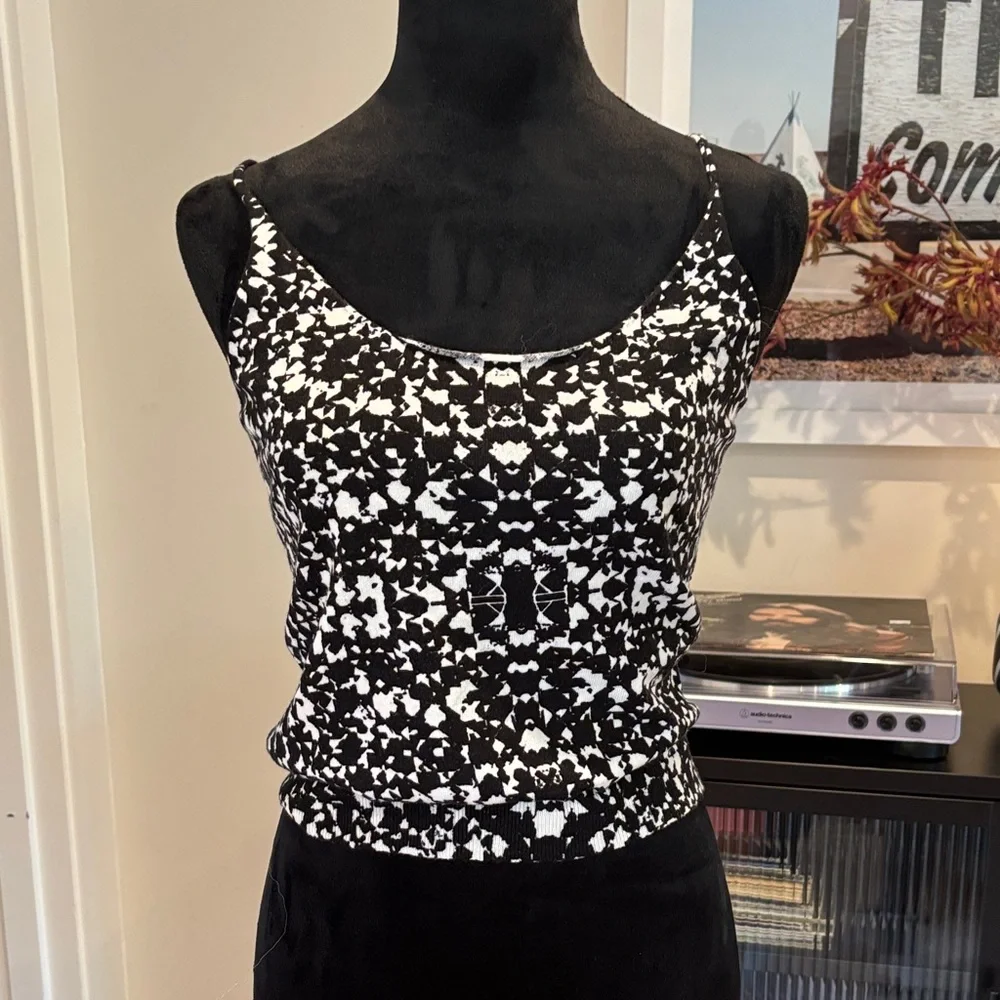 Joe's Jeans Abstract Camisole sweater - Picture 2 of 4